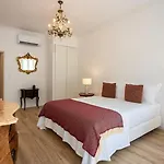54 Santa Catarina Apartments *