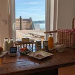 54 Santa Catarina Apartments *