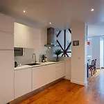 54 Santa Catarina Apartments Lisbon