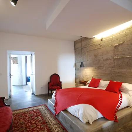 54 Santa Catarina Apartments *